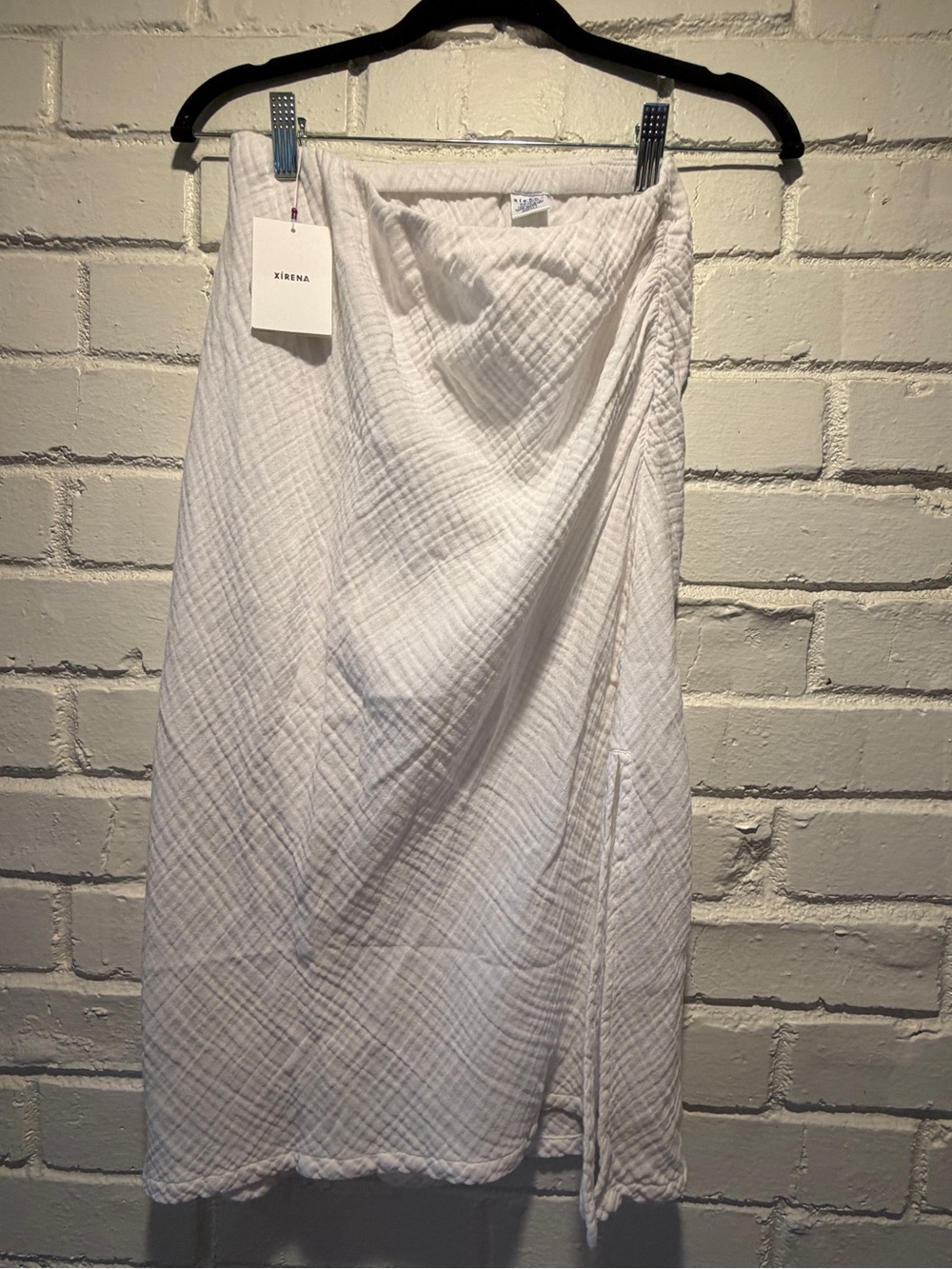 XiRENA Scottie White Gauze Skirt Small NWT